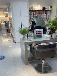 -吉艺心专业美发造型