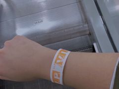 -世代星球·保龄球·镭战真人CS·团建(杨浦店)