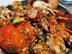 -凤凰路何眼镜香辣蟹(花果园店)