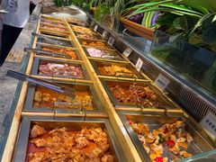 -金滏山·烤肉海鲜火锅自助(襄阳万达店)