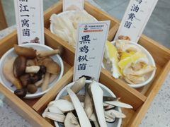 -阿婆情腊排骨火锅(金虹路店)