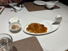 -皇城根·鲁菜济南菜·吊炉烤鸭·炒鸡鱼头(济南旗舰店)