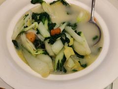 -万龙洲海鲜(大兴绿地缤纷城店)