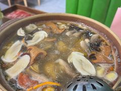 -菌小白火锅(时尚天河店)