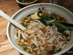 -湘人龙记老长沙米粉(鸟巢店)