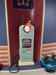 -奈尔宝家庭中心·亲子餐厅(北京东坝万达店)