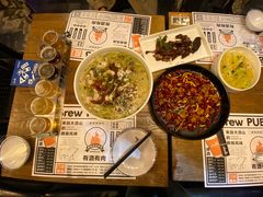 -爱啤精酿·民谣酒馆(滨江店)