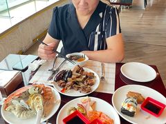 -荣誉国际酒店-云顶旋转餐厅