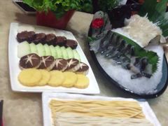 -胡记饭店(保工街店)