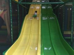 -蒙特利亲子乐园