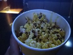 -乐界KTV(虹桥中心店)