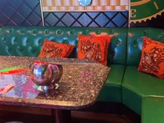 -UK派对KTV(日月广场店)