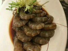 -品悦酒店(三林古镇店)