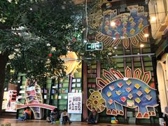 -钟书阁(松江泰晤士小镇店)