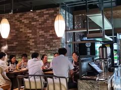 -湊湊火锅·茶憩(杭州湖滨银泰in77店)
