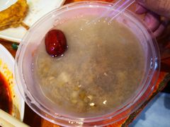 -爆炸头阿姨小四川正宗川味小吃(无任何分店)