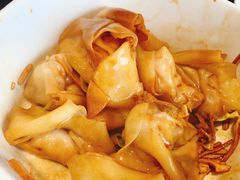 拌馄饨-锡笼记·无锡小笼(水岸店)