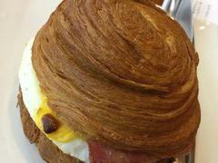 蓝莓芝士蛋-星巴克臻选(青岛麦凯乐分店)
