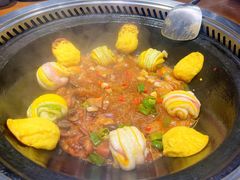-万里闯关东铁锅炖菜馆(吉林大路店)