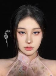 -明天见·化妆造型工作室