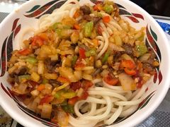 过油肉拉条子-巴依老爷新疆美食(清华东门店)