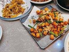 -李东农庄(中南百草园地标店)