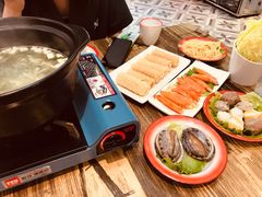 会跳舞的大鲍鱼-小龍鳳·港式海鲜打边炉(沙湖路店)