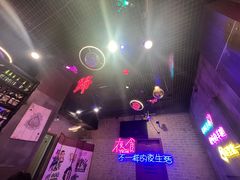 -沪上名羊天下•烤羊腿•东北烧烤•小龙虾(浦东直营总店)