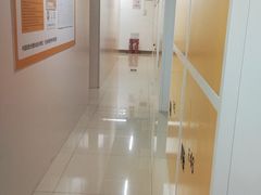 -安东易迷你自助仓储寄存仓库(草桥店)