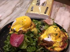 疯狂手撕牛肉班尼迪克蛋-the rug 飞毯 (朝阳公园店)