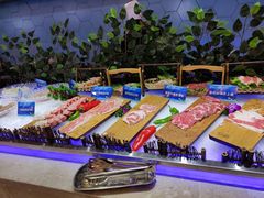 -锤头鲨毛肚海鲜烤肉自助餐厅(国购广场店)