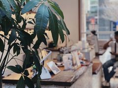 -Line 咖啡(石厦花园店)