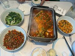 -一品味庄·地标武昌鱼·藕汤湖北菜(黄鹤楼店)
