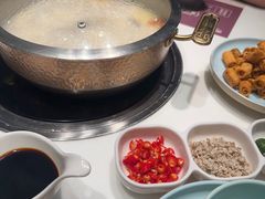 -洪氏嗨捞·猪肚鸡火锅(阳光天地店)
