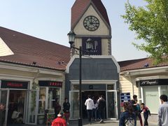 -GAP(王府井奥莱·香江小镇店)