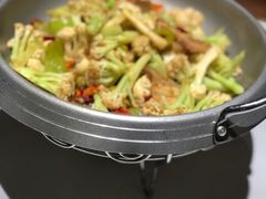 干锅有机花菜-卯时·龙光雅宴·精致锡帮菜(惠山古镇店)
