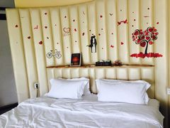 -汤山温泉房车营地 茶温泉