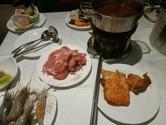 -领鲜活海鲜榴莲自助火锅(东门店)