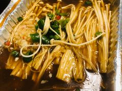 -食爺炭炉鸡煲·烧烤
