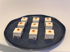 鲜奶红豆糕-品海楼·大连海胆锅贴馆(东港店)