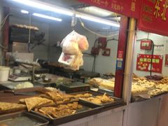 面包甜点陈列柜-嘉荟市场(北新泾店)