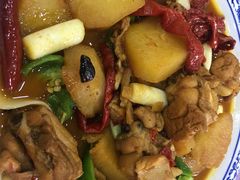 新疆大盘鸡-新疆巴州金丝特餐厅(大钟寺店)