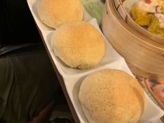 酥皮焗叉烧包-添好运点心专门店(深水埗店)