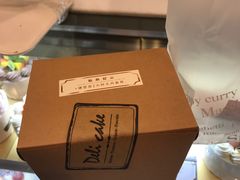-花花卷卷·鲜食蛋糕(静安久光百货店)