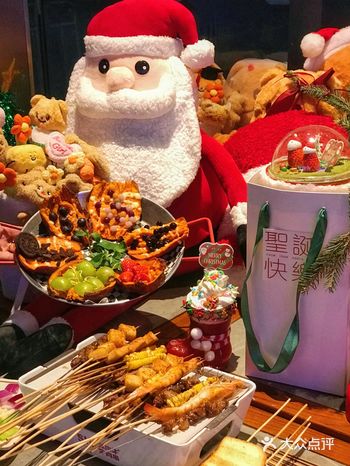 上海过圣诞都来这……实拍！浓度已达9999%
