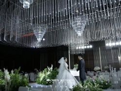 点击看大图 -Renee芮亦婚纱