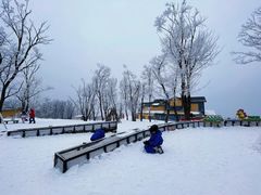 -中旅松花湖滑雪场