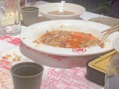 -肥肥虾庄·金牌油焖大虾(汉街SKP店)