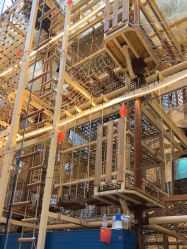 -PIPIKINGDOM皮皮王国欢乐号(欢乐海岸购物中心店)