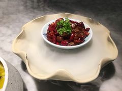 自贡老街冷吃兔-雀蓝川菜(奥体广场店)